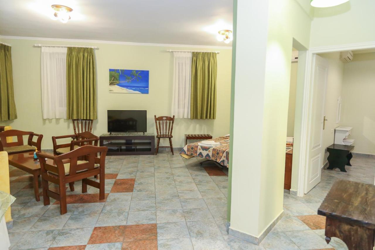Heaven Apartments Agia Marina Exterior foto