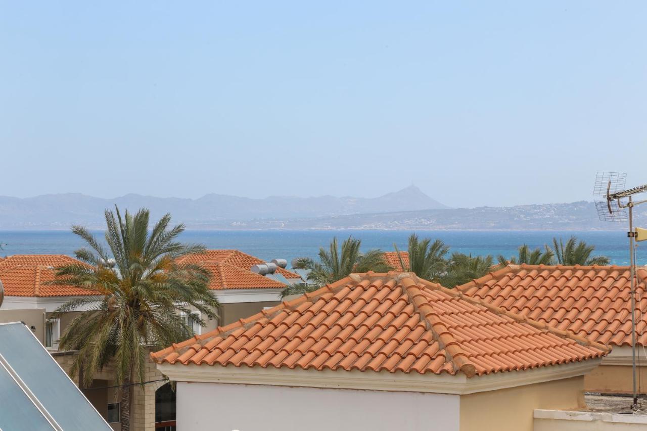 Heaven Apartments Agia Marina Exterior foto