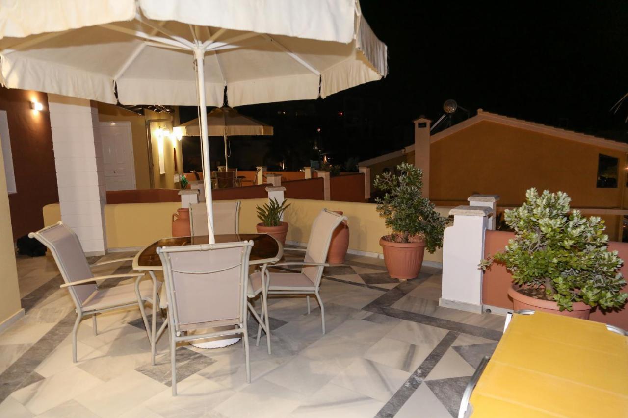 Heaven Apartments Agia Marina Exterior foto