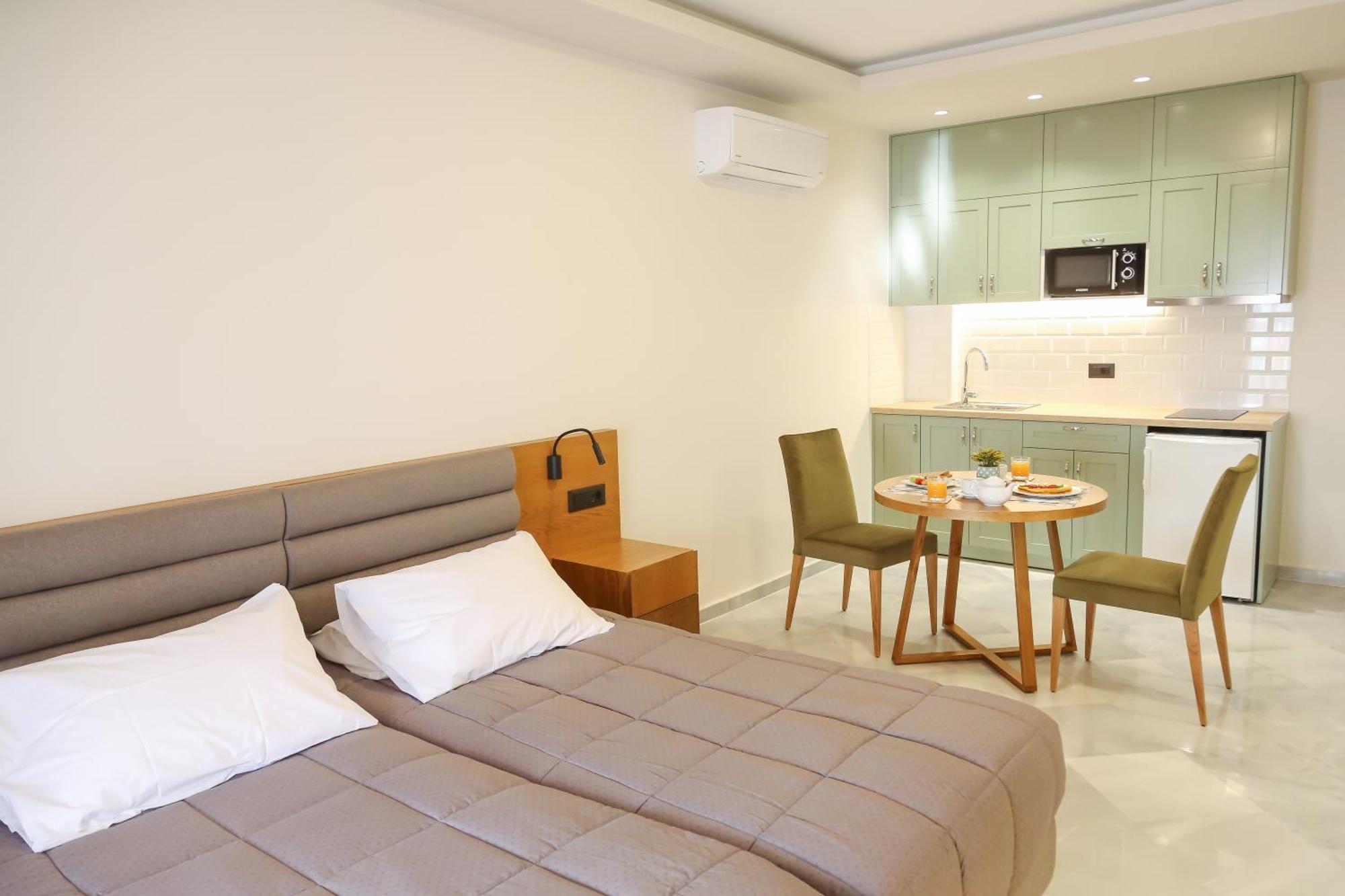 Heaven Apartments Agia Marina Exterior foto