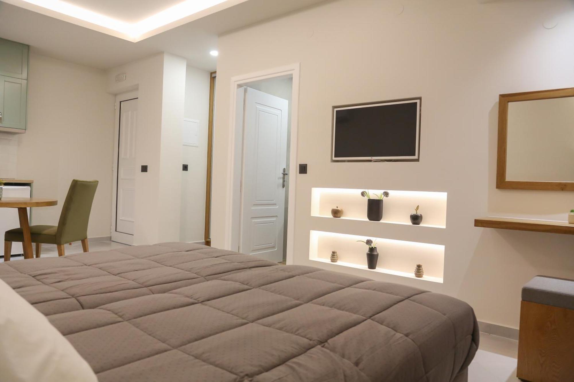 Heaven Apartments Agia Marina Exterior foto