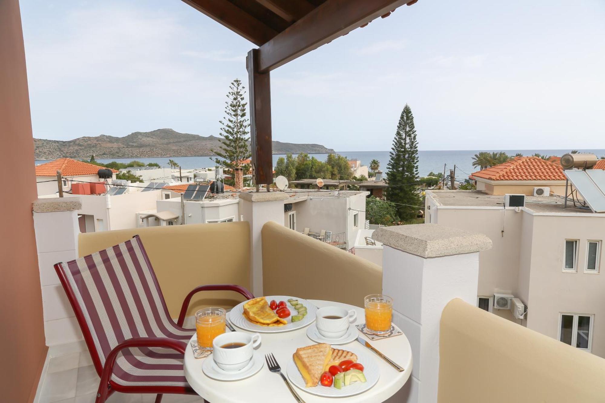 Heaven Apartments Agia Marina Exterior foto