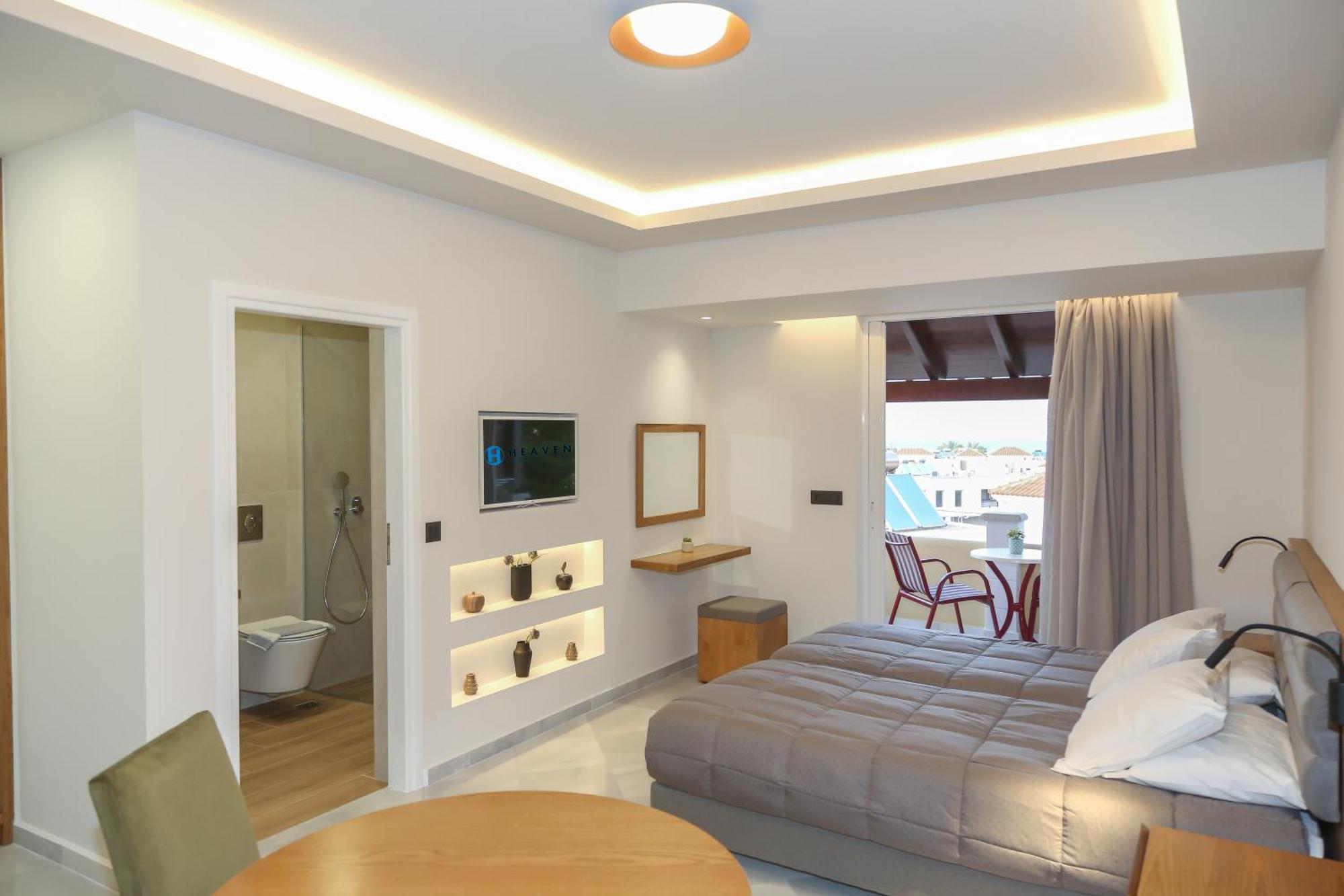 Heaven Apartments Agia Marina Exterior foto