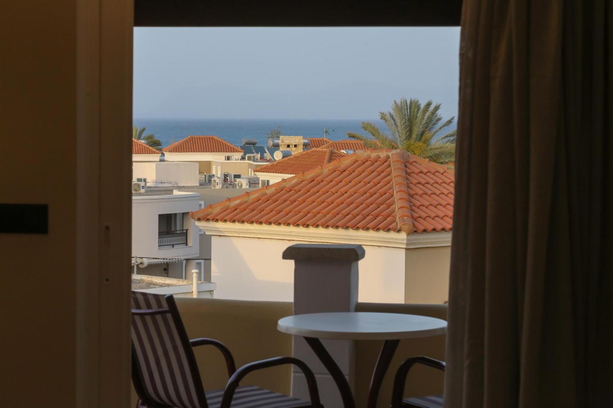 Heaven Apartments Agia Marina Exterior foto