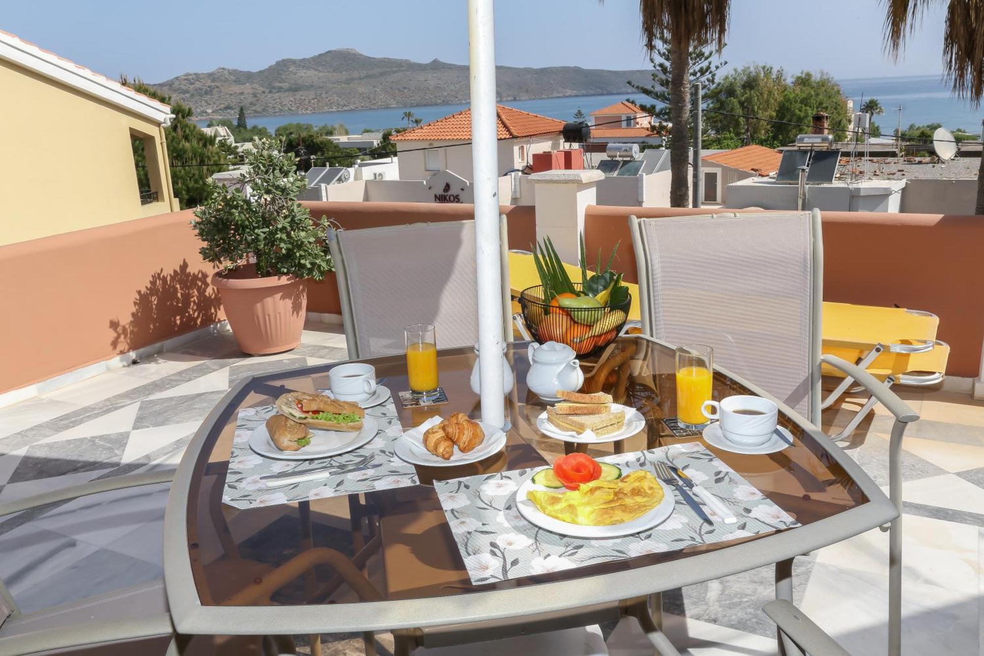 Heaven Apartments Agia Marina Exterior foto